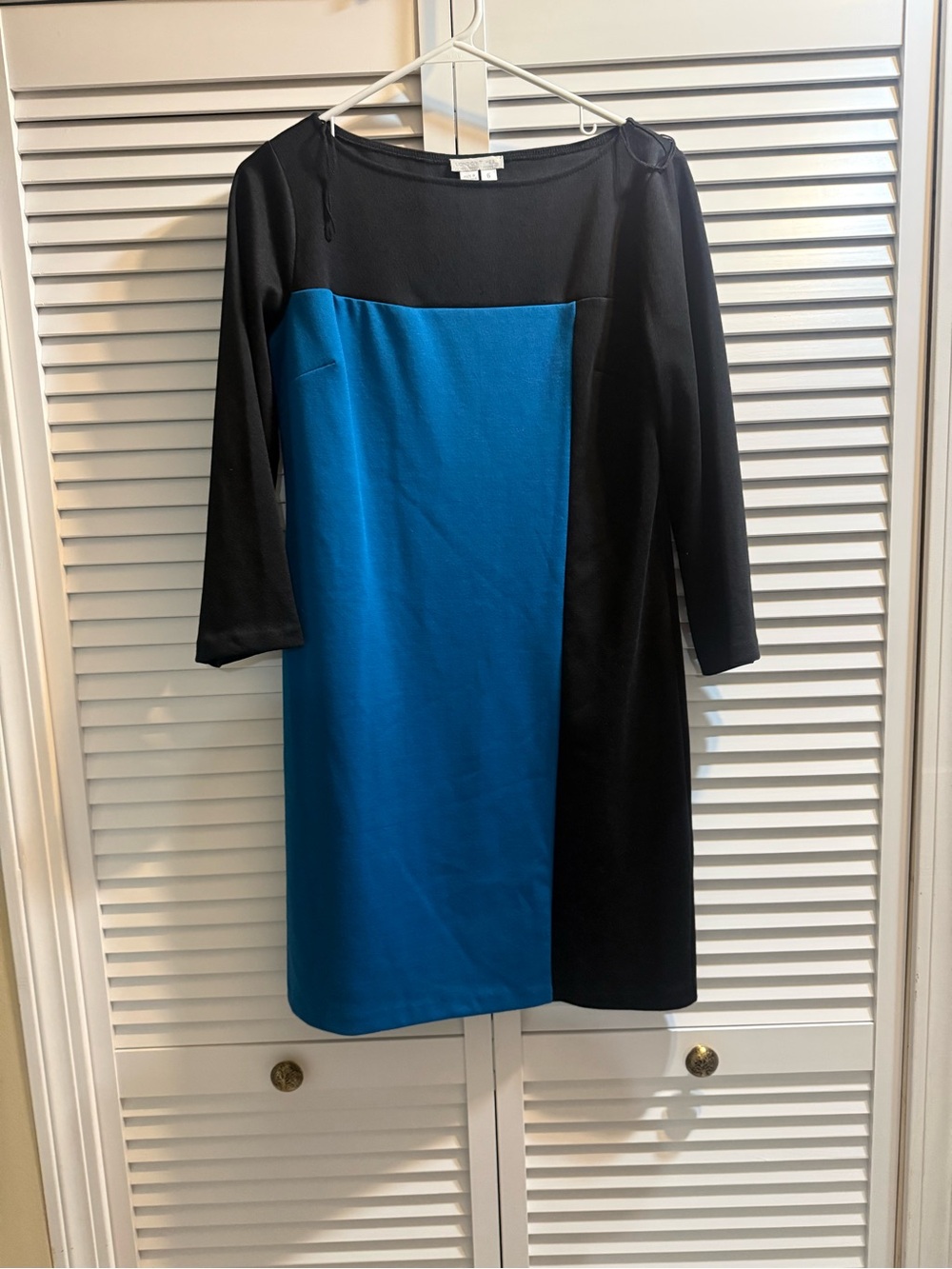 London Times Black and Blue Blocked Long-Sleeve Shift Dress